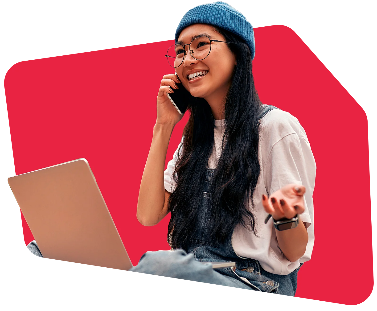 TradeMe using Twilio predictions to run more targeted, timely, and personalized campaigns. Young middle east student girl smiling happy using smartphone at the city.